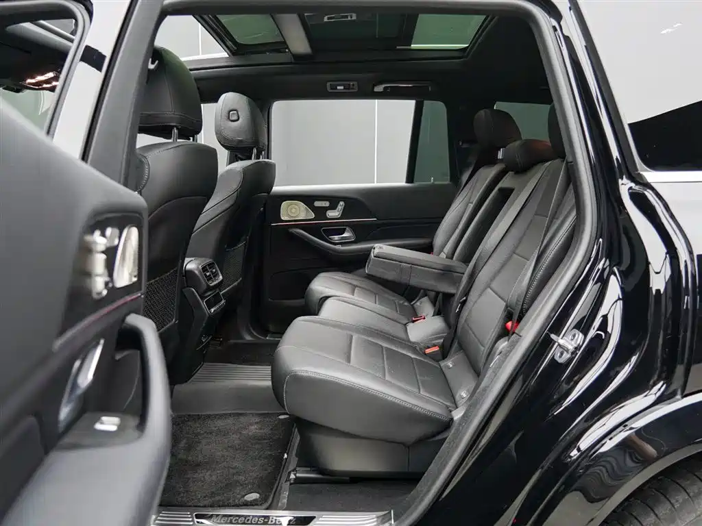 Mercedes-Benz GLS 2023 GLS 450 4MATIC Fashion Edition фото 10