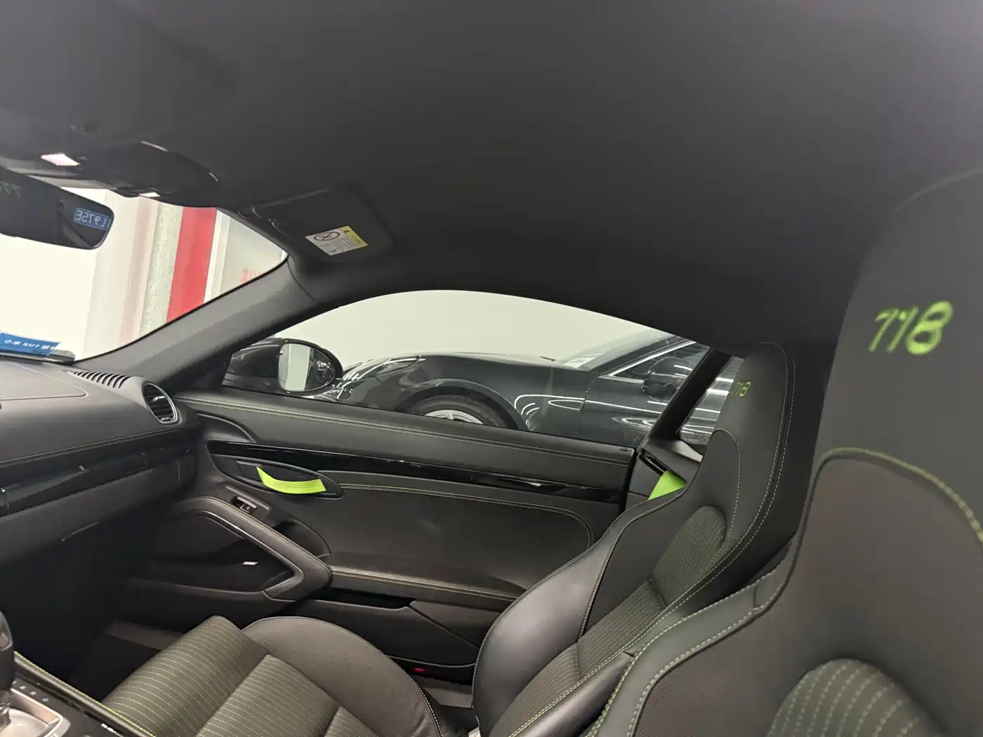 Porsche 718 2020 Cayman 2.0T фото 8
