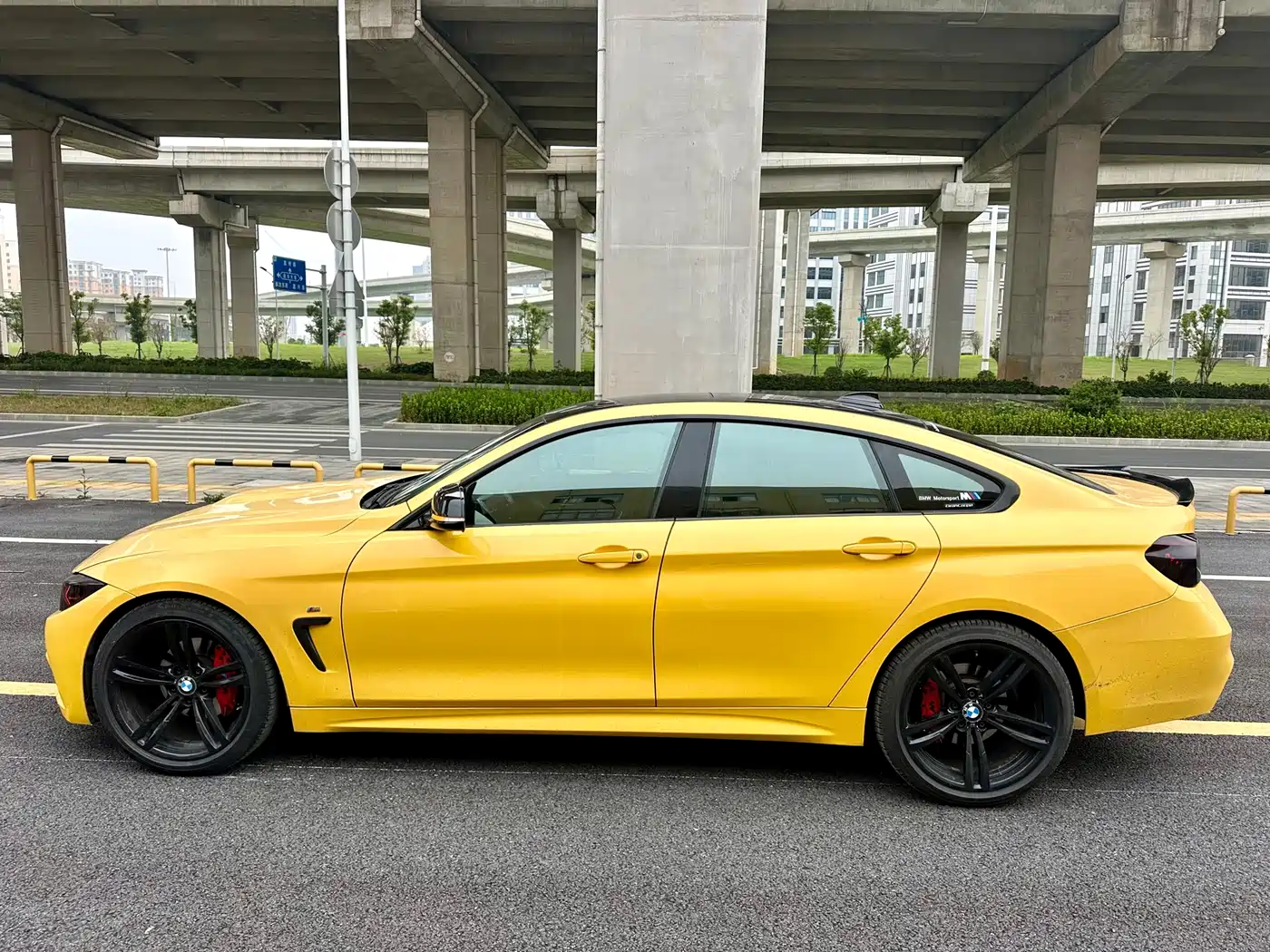 BMW 4 Series 2017 425i Gran Coupe Leading M Sport Package фото 5