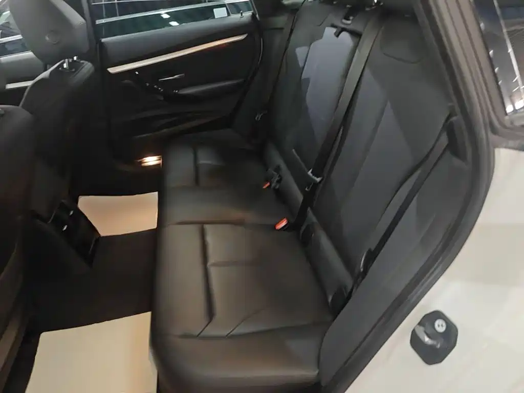 BMW 3 Series GT 2021 2020 320i M Sport Package