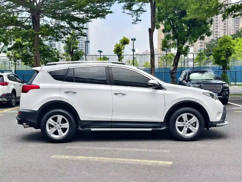Toyota RAV4 Rongfang 2013 2.5L Auto 4WD Elite фото 7