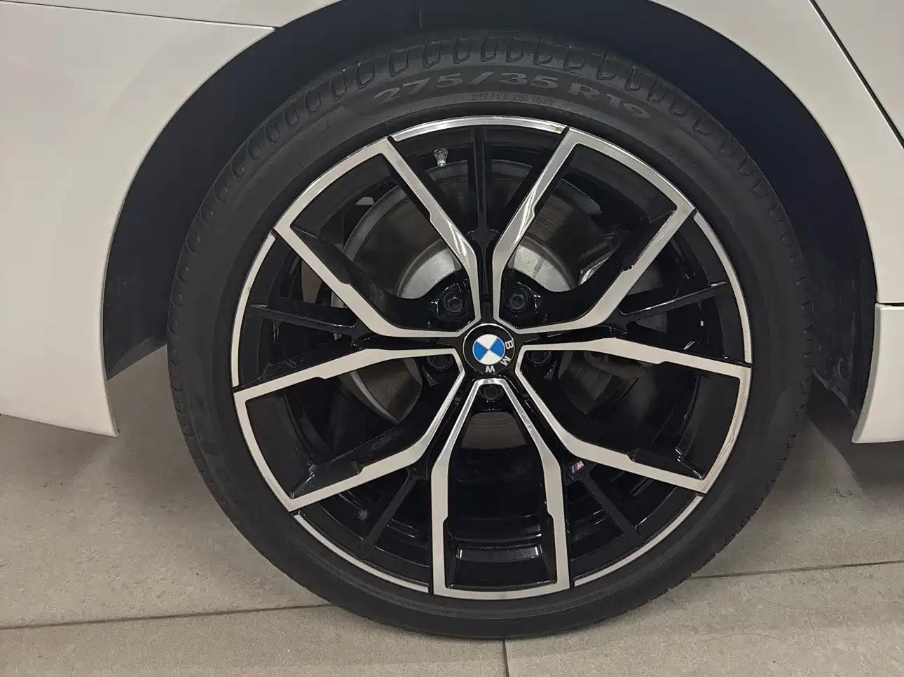 BMW 5 Series 2022 Facelift II 530Li Premium Package M Sport фото 12