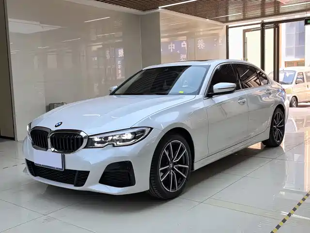 BMW 3 Series 2022 Facelift 325i M Sport Package