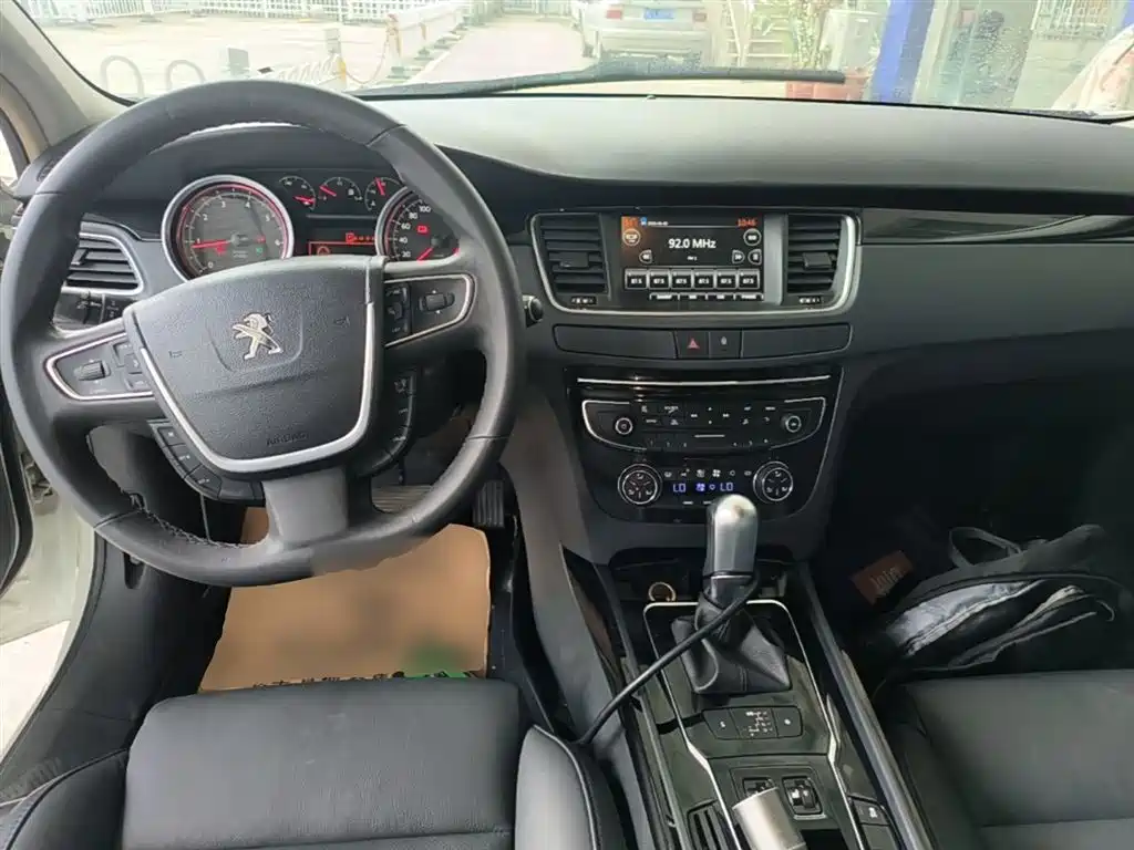 Peugeot 508 2015 1.6THP Auto Excellence Edition фото 10