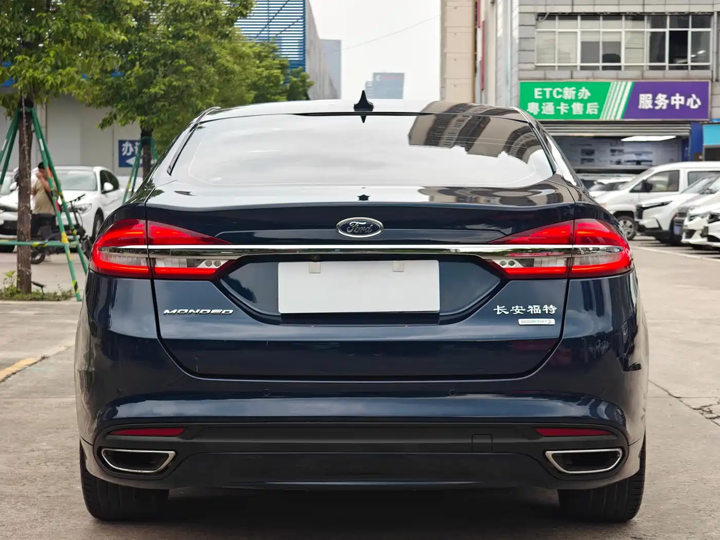 FORD MONDEO