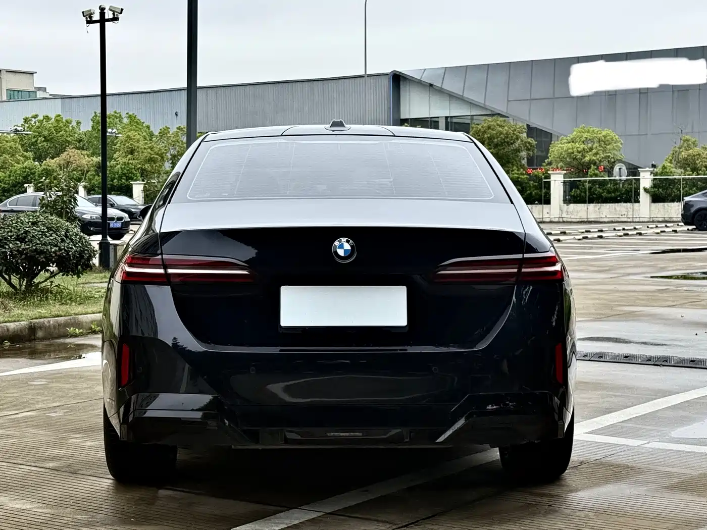 BMW 5 Series 2024 525Li Luxury Package фото 13
