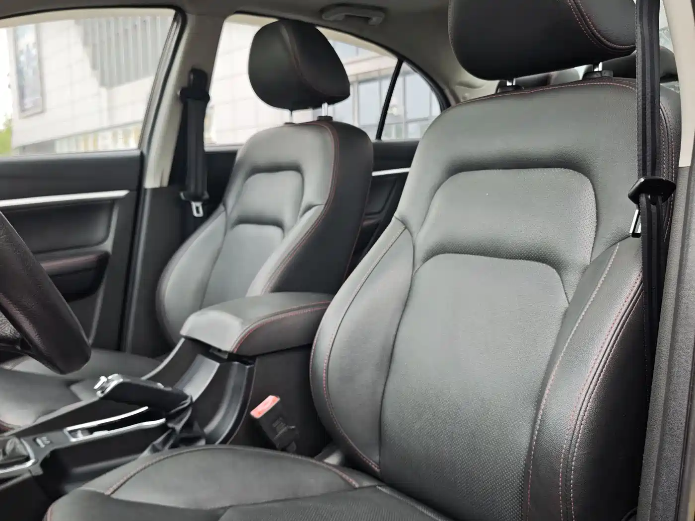 Geely Emgrand 2015 2015 Sedan 1.5L Manual Upward Edition