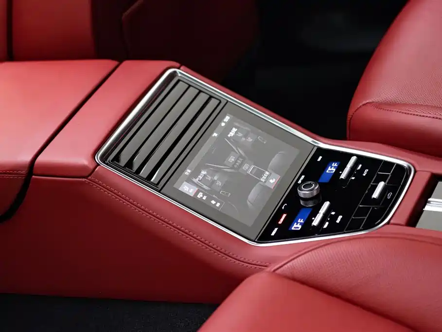 PORSCHE PANAMERA NEW ENERGY