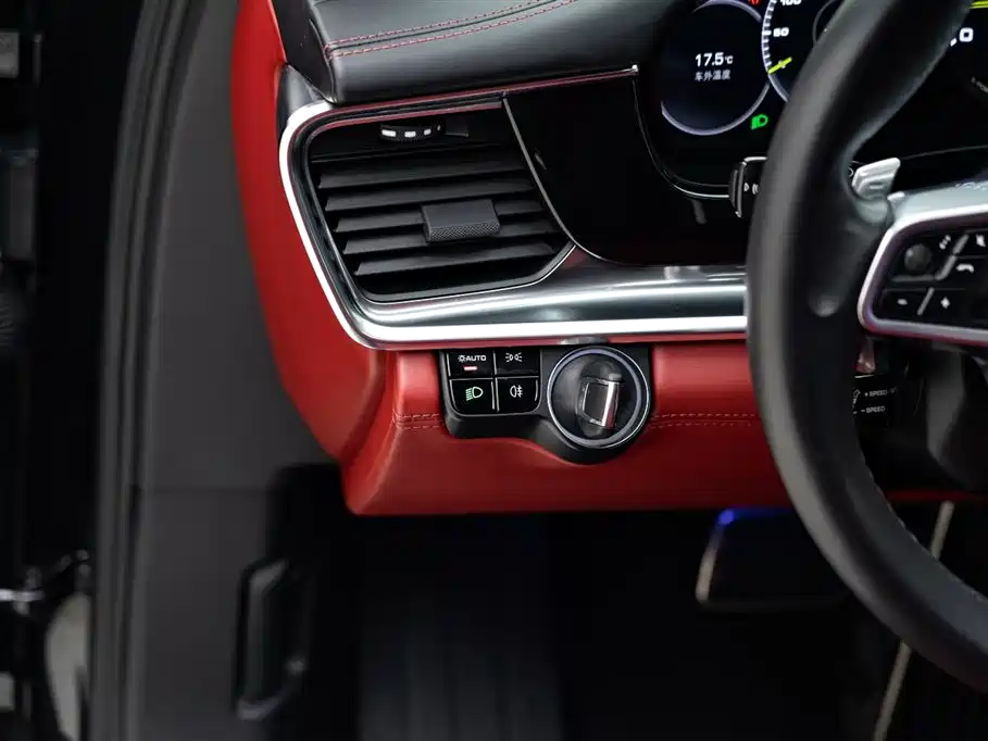 PORSCHE PANAMERA NEW ENERGY