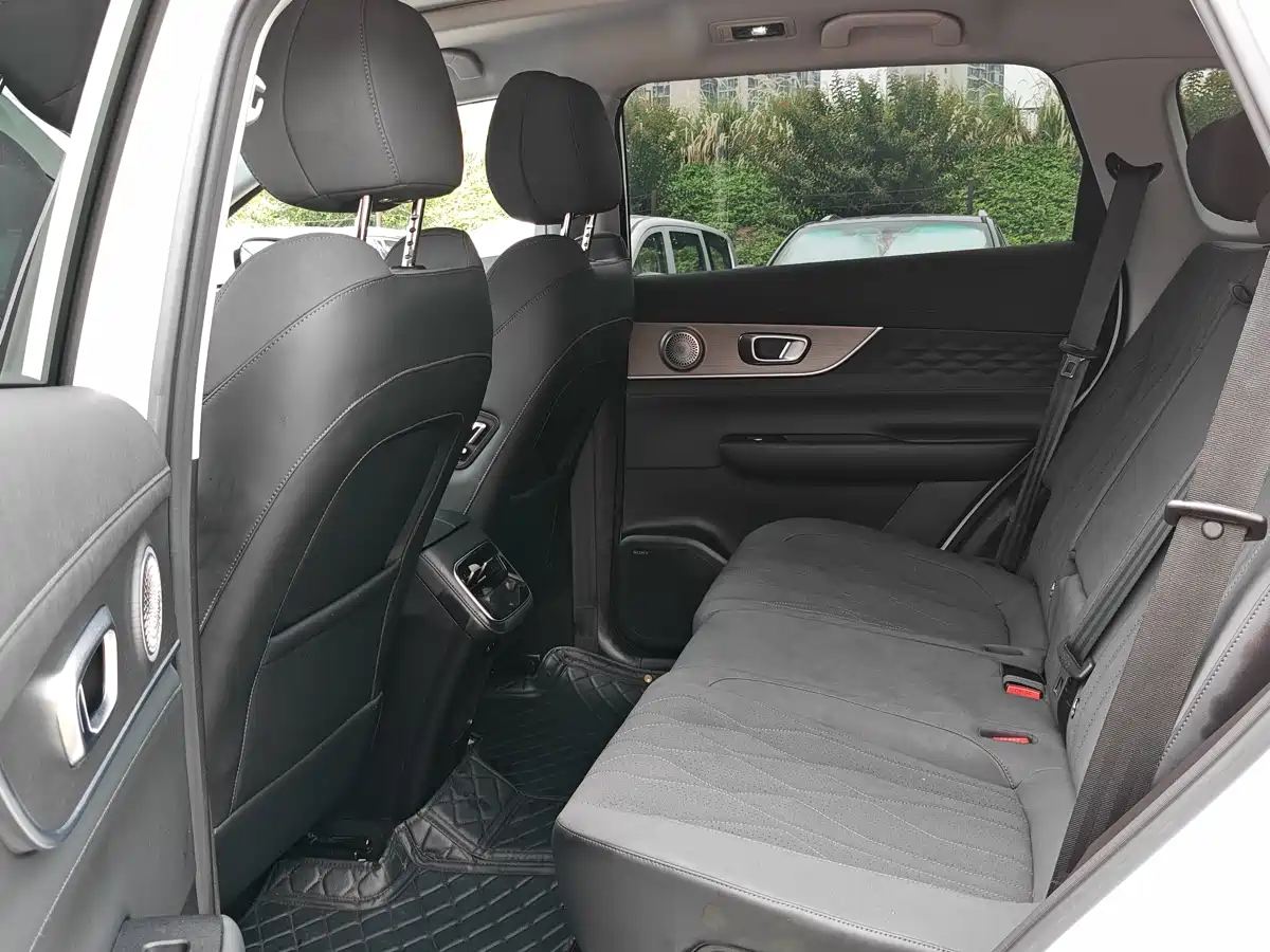 Chery Tiggo 8 PLUS 2024 2025 290TGDI DCT Luxury 5-seater