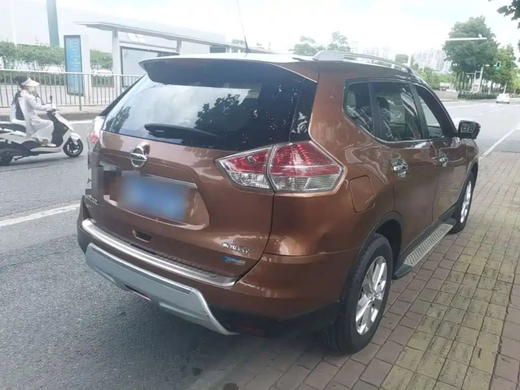 Фото 7 - Nissan X-Trail