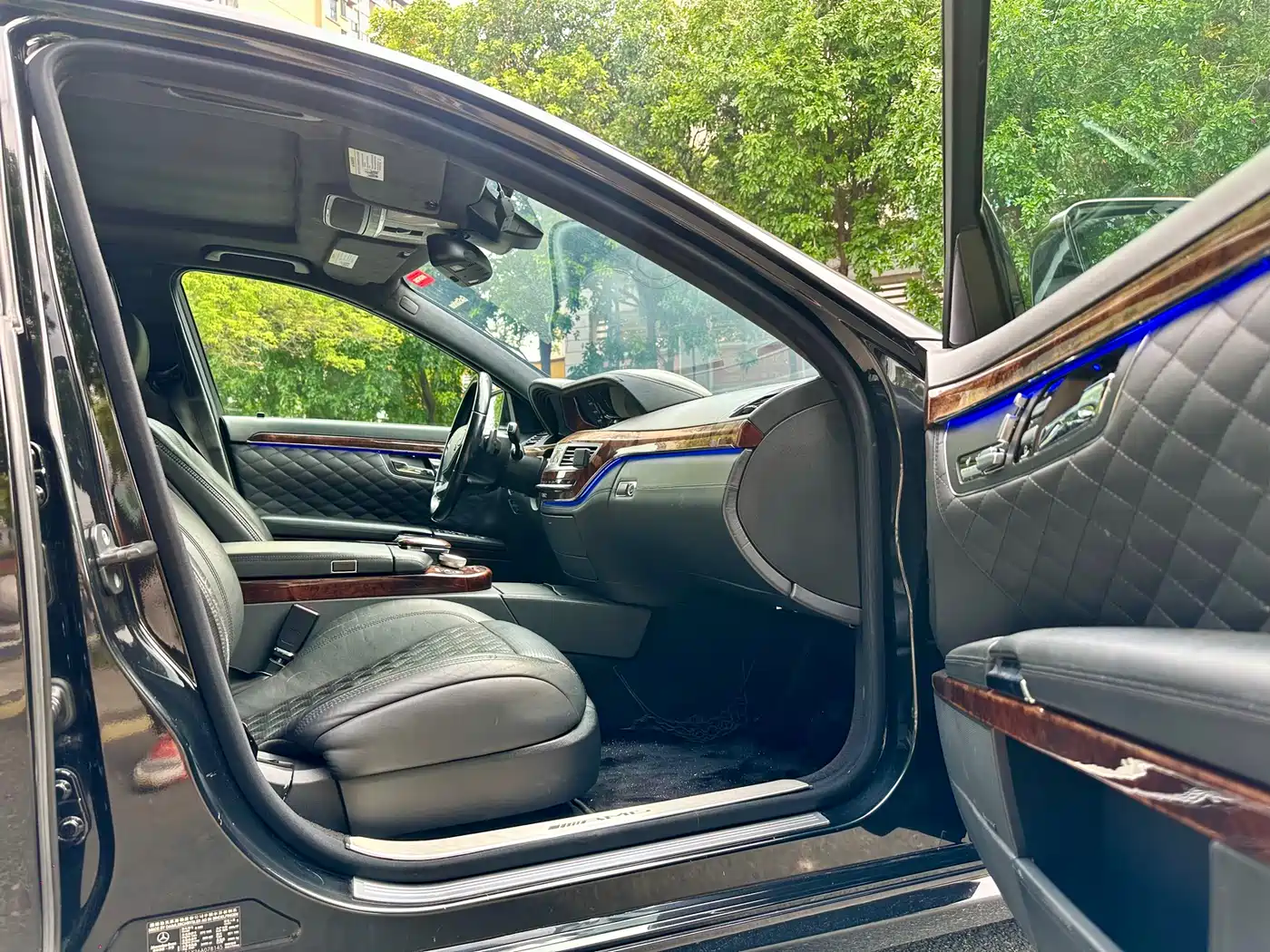 Mercedes-Benz S-Class фото 21