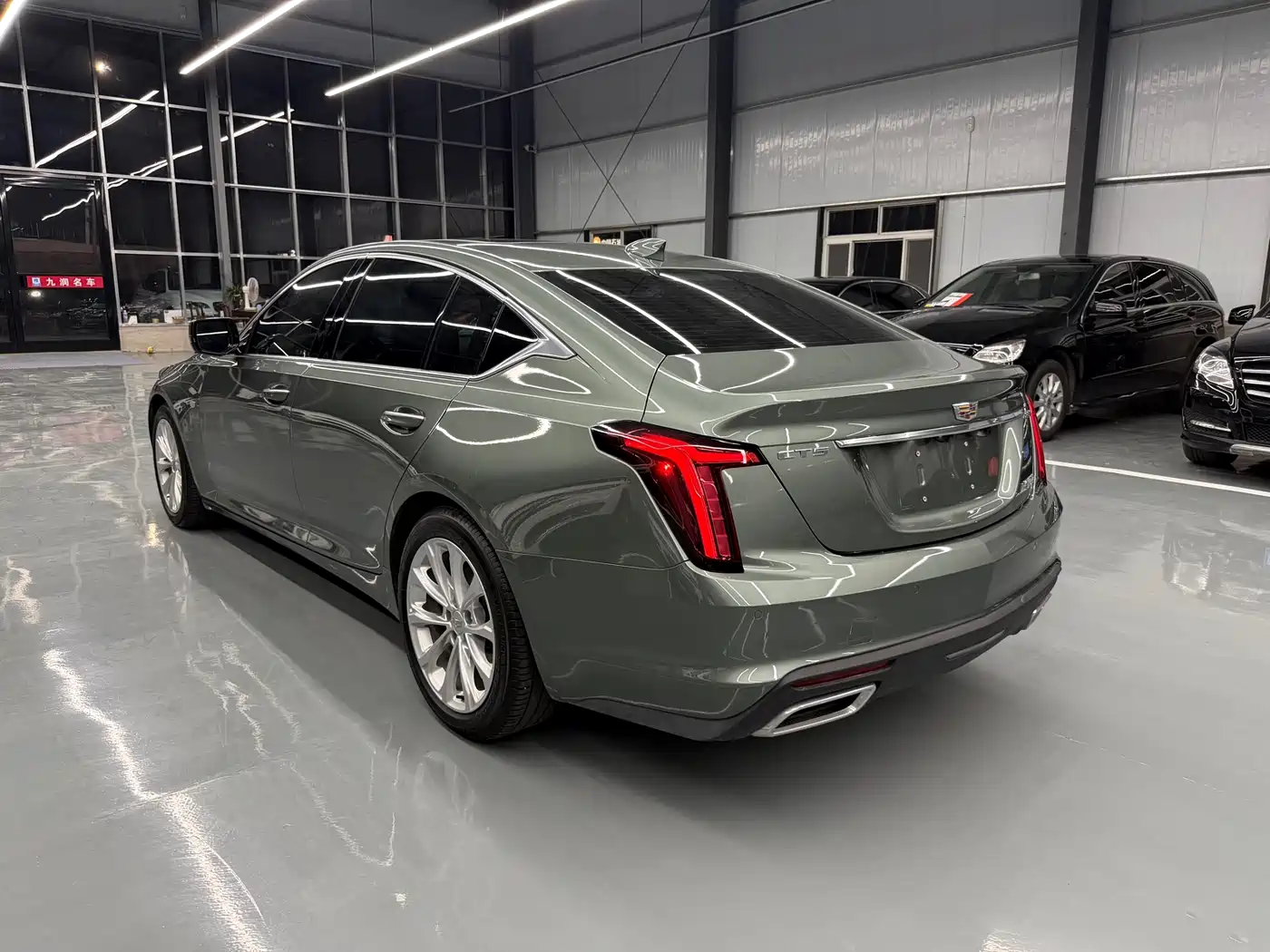 CADILLAC CT5