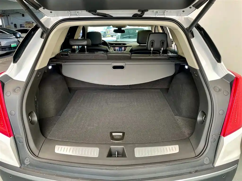 Cadillac XT5 2016 28T AWD Luxury Model фото 19