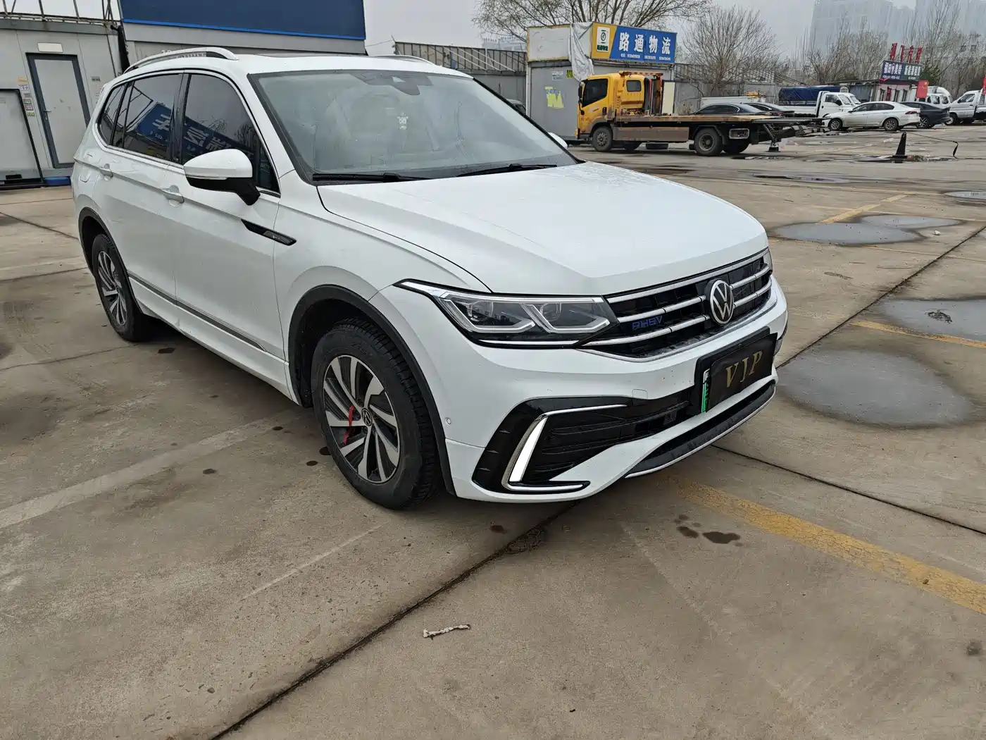 VOLKSWAGEN TIGUAN L NEW ENERGY