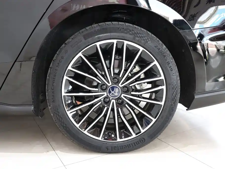 BYD HAN