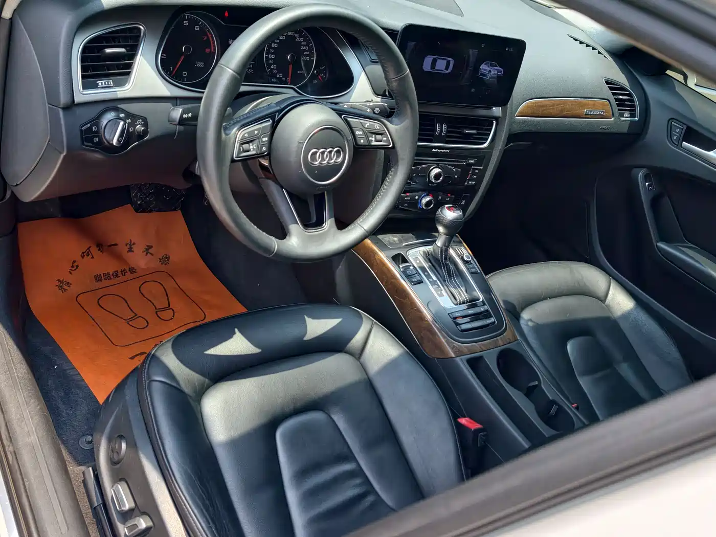 Audi A4L 2016 30 TFSI Collector's Edition Automatic Comfort фото 5