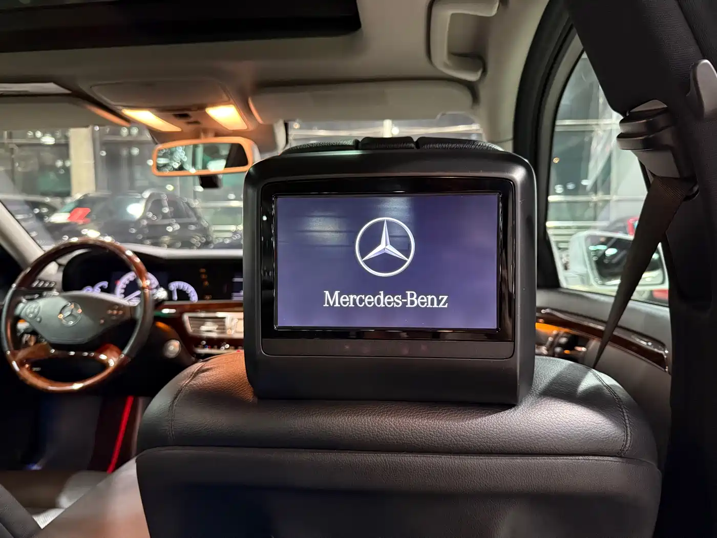 Mercedes-Benz S-Class 2010 Model S 400 L HYBRID фото 23