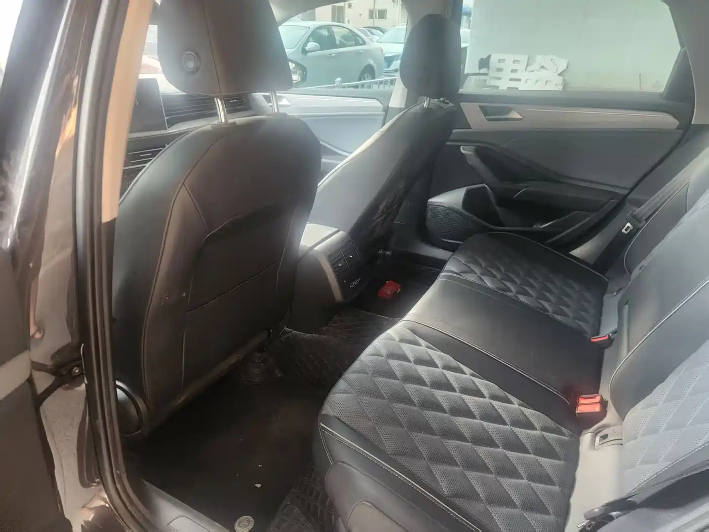 Volkswagen Sagitar 2024 300TSI DSG Surpass Edition фото 6