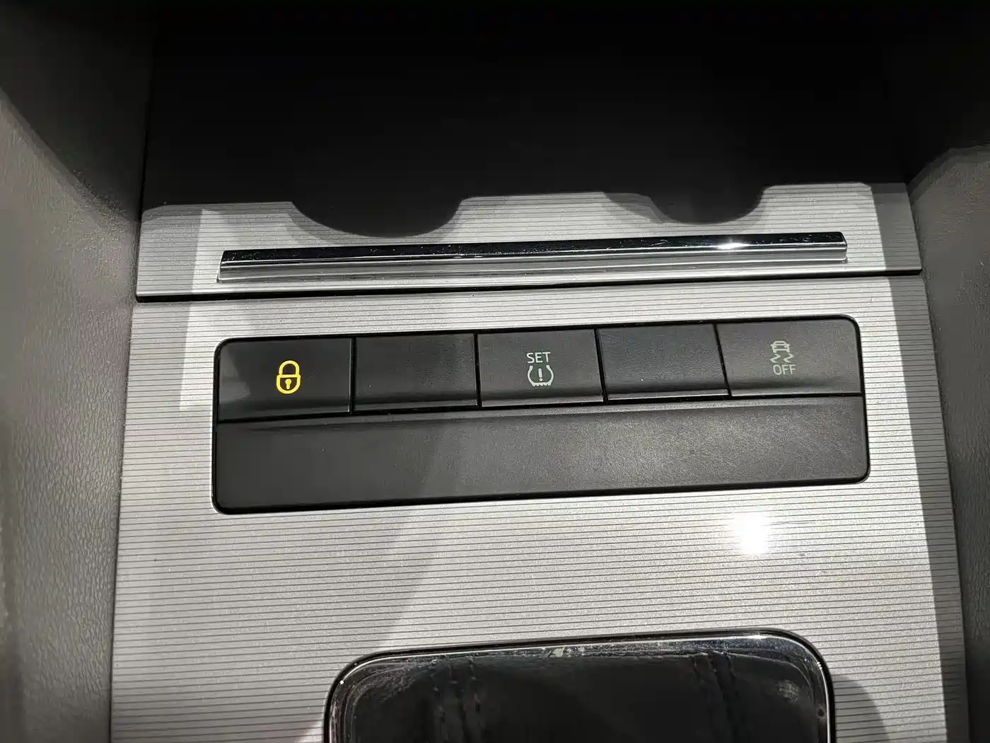 Škoda Octavia 2015 1.6L Automatic逸杰版 фото 10