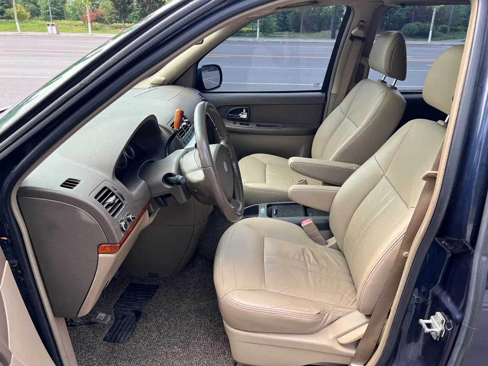 Фото 11 - Buick GL8
