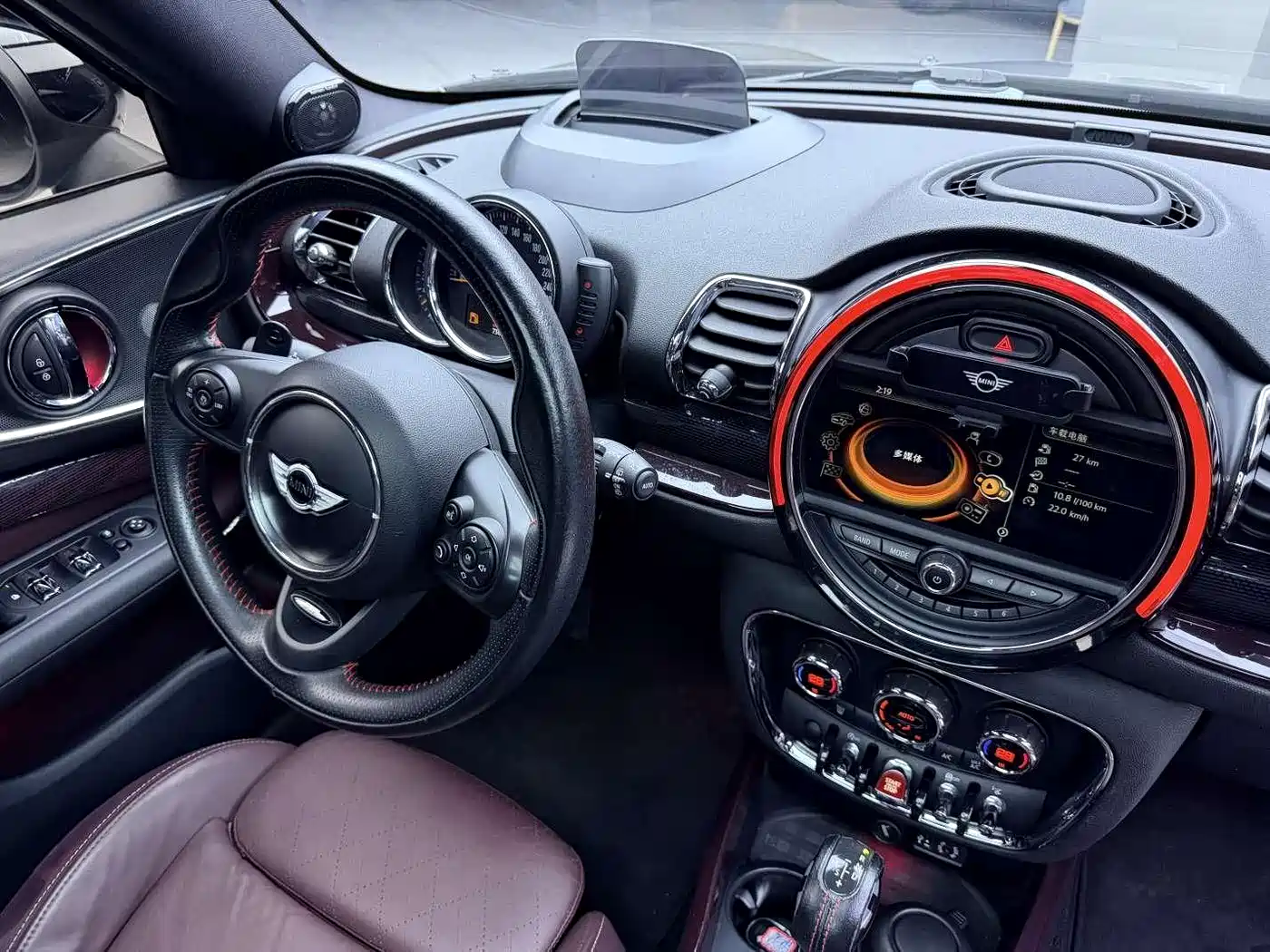 MINI CLUBMAN 2016 Facelift 2.0T COOPER S Geek Edition фото 19