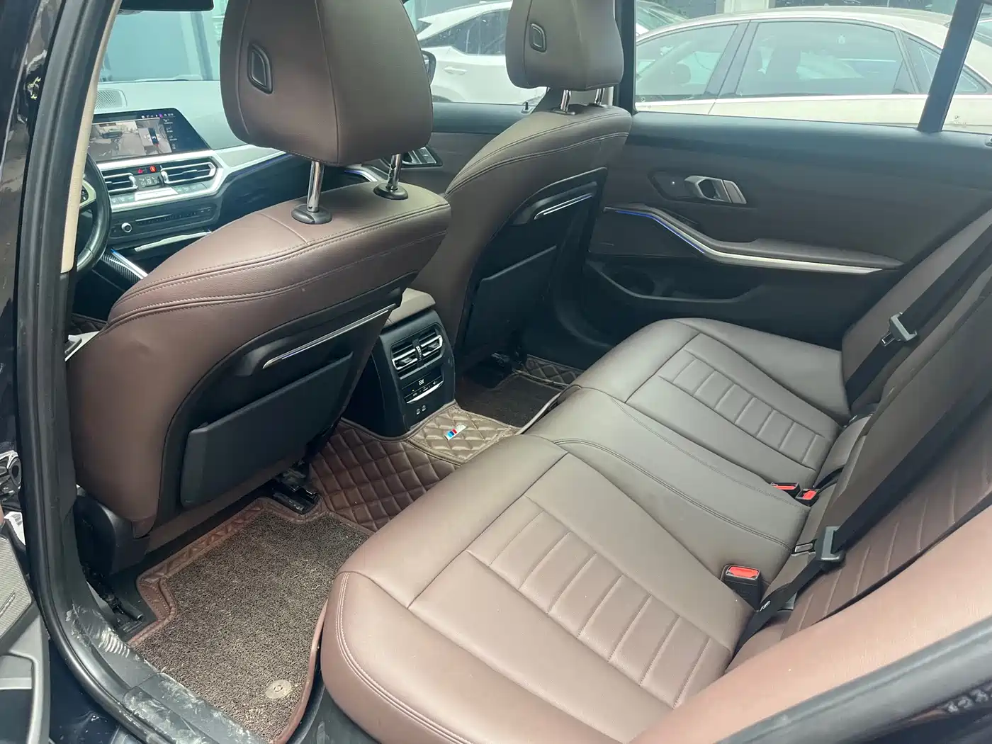BMW 3 Series 2020 Facelift 325Li M Sport Night Edition фото 5