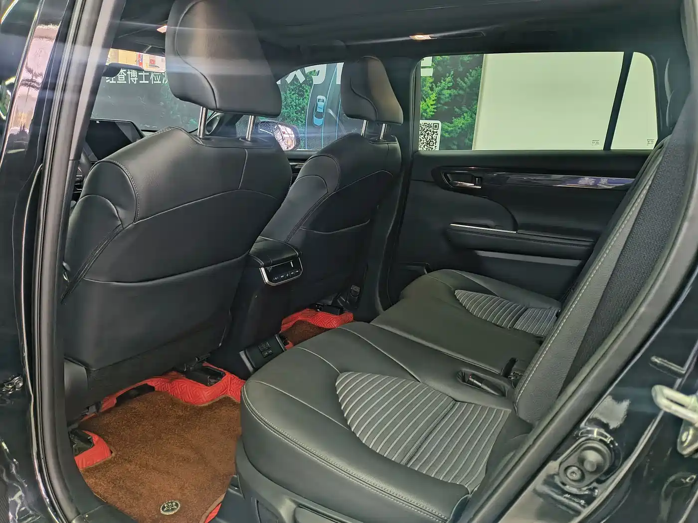 Toyota Crown Kluger 2022 2.0T 4WD Sporty Edition фото 16