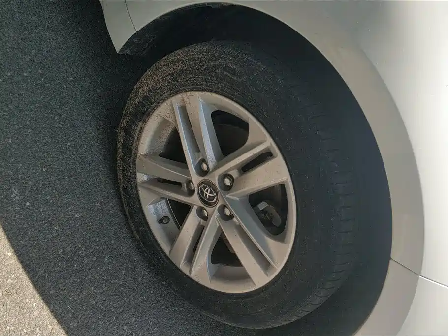 Toyota Levin 2019 Hybrid 1.8H E-CVT Luxury Edition China VI фото 6