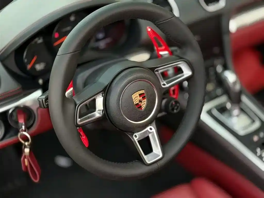 Porsche 718 2016 Boxster 2.0T фото 3