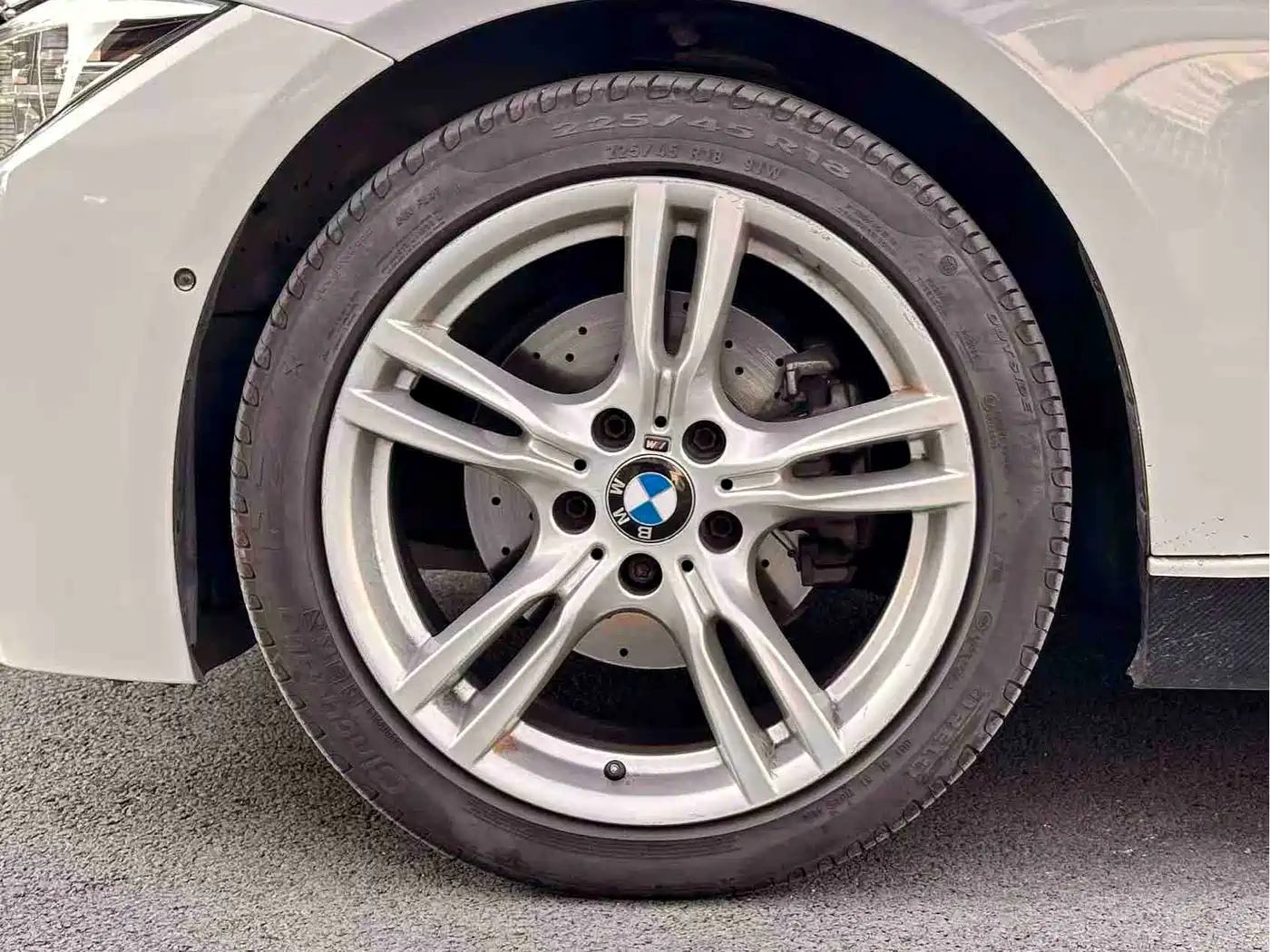 BMW 3 Series 2017 320Li M Sport фото 5