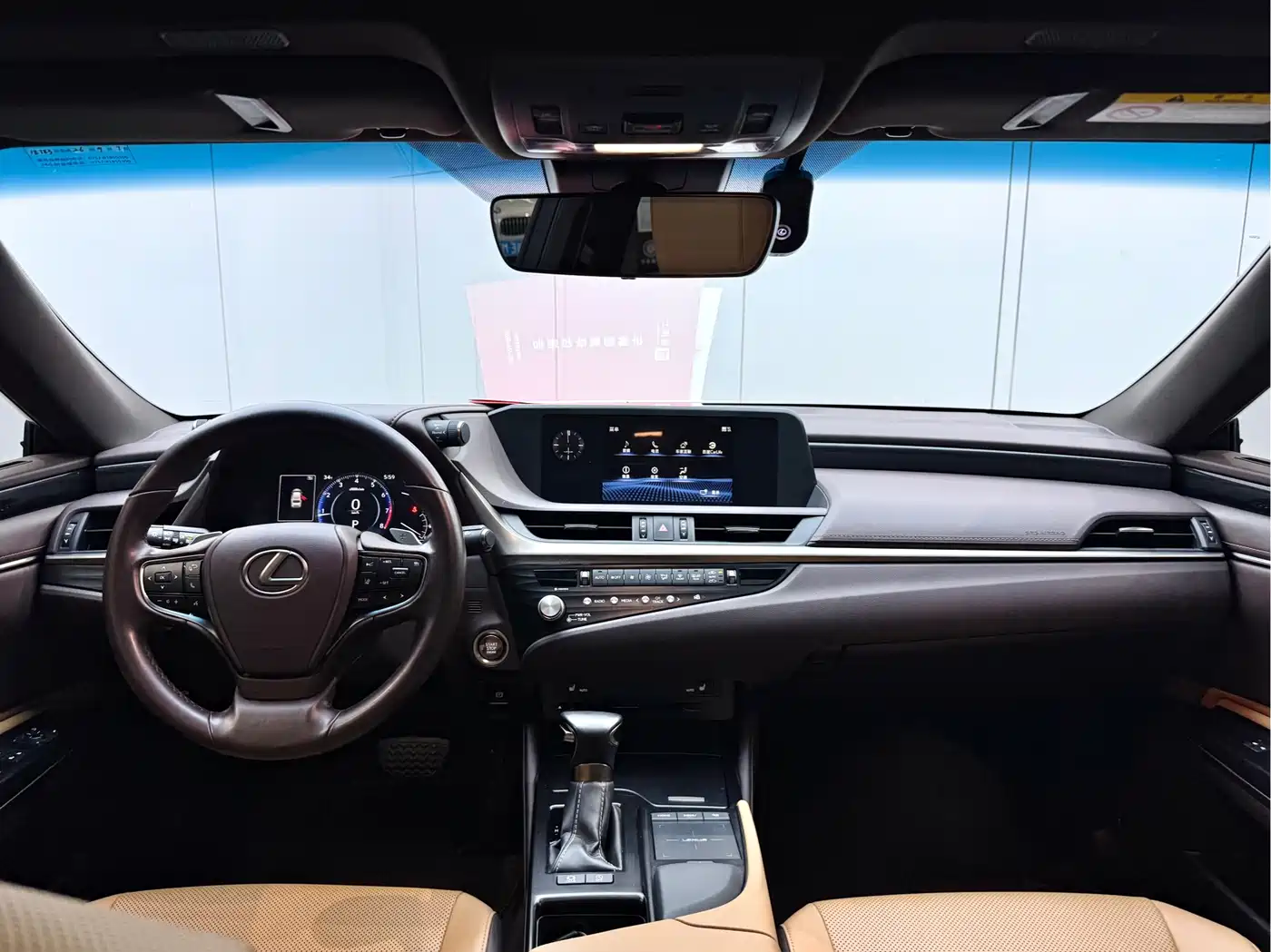 Lexus ES 2020 200 Excellence фото 19