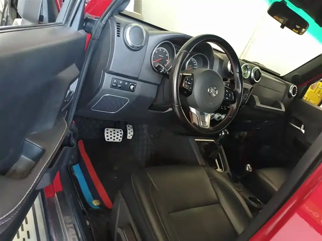 BAIC ORV Beijing Offroad BJ40 2016 Model 40L 2.3T Automatic 4WD Exclusive фото 16