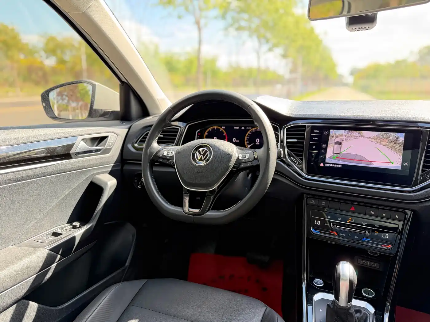 Volkswagen T-ROC 2022 280TSI DSG 2WD Comfort PLUS фото 13