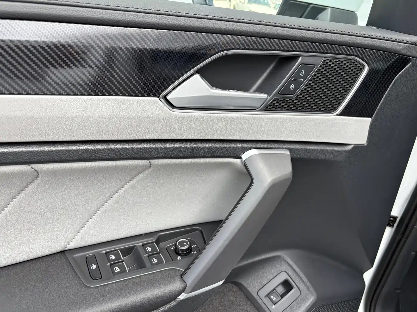 Volkswagen Tayron 2026 Model Shared Edition 330TSI фото 8