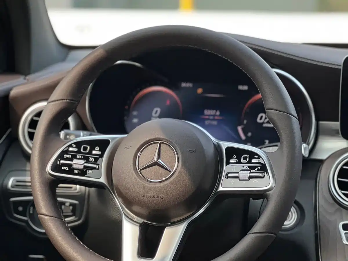 Mercedes-Benz GLC 2021 GLC 260 L 4MATIC Luxury фото 14