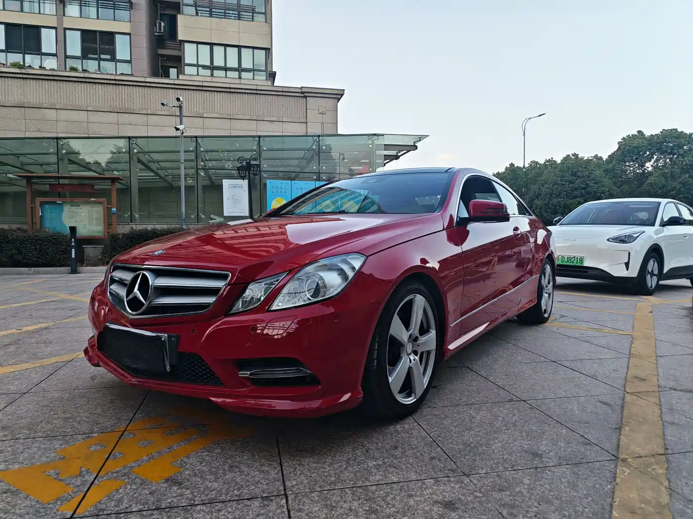 Mercedes-Benz E-Class (Import) 2012 E 200 CGI Coupe