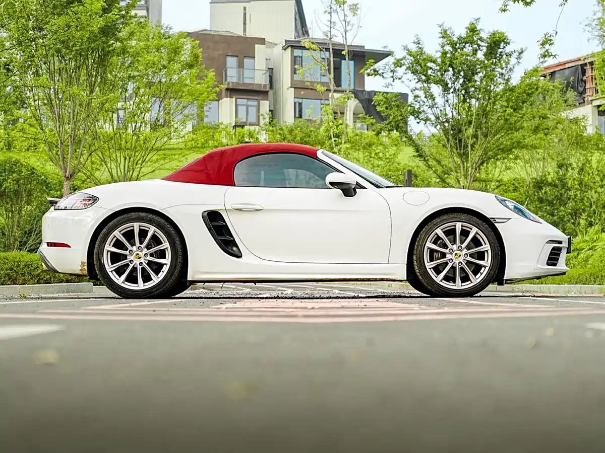 Porsche 718 2022 Boxster 2.0T фото 7