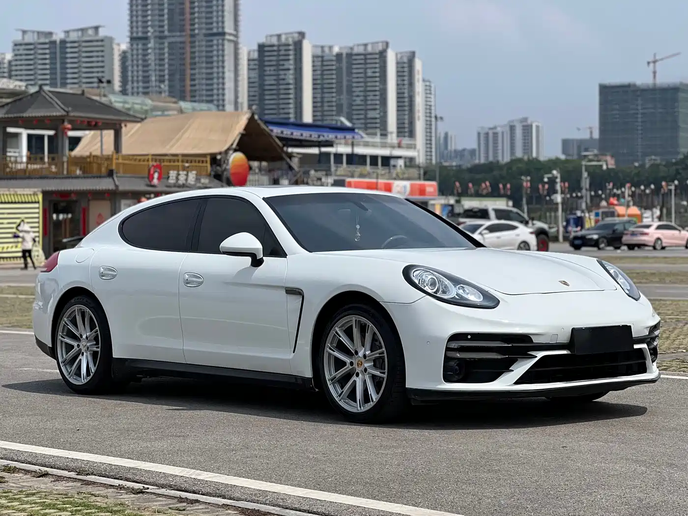 Porsche Panamera 2014 Panamera 3.0T фото 8