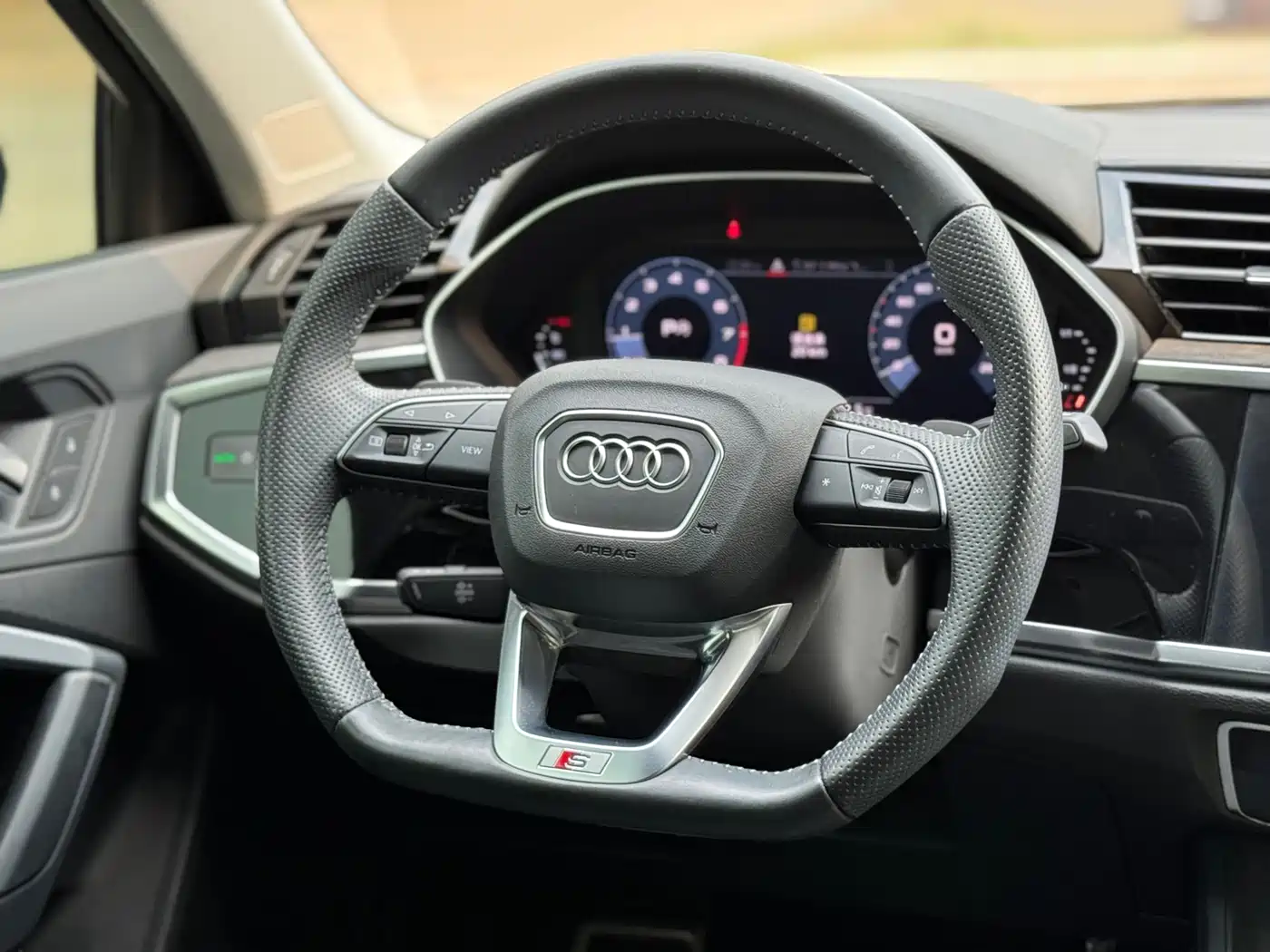 Audi Q3 Sportback 2020 45 TFSI quattro Fashion фото 13
