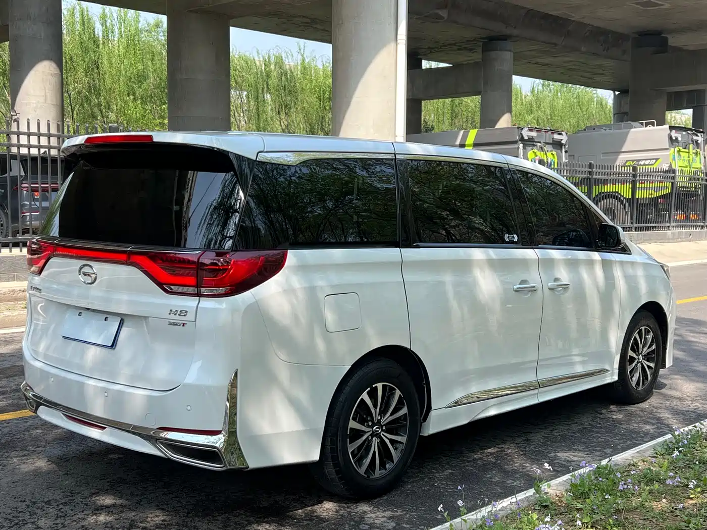 GAC Trumpchi Trumpchi M8 2021 Leading Show Series 390T Premium Edition фото 9