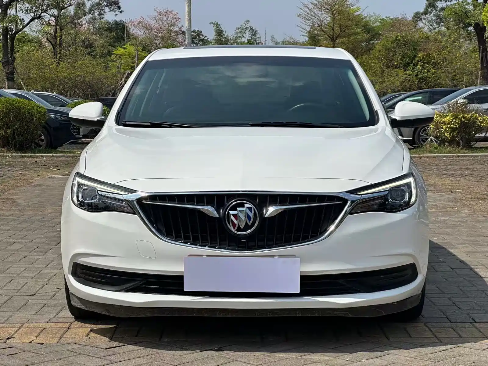 Фото 2 - Buick Excelle