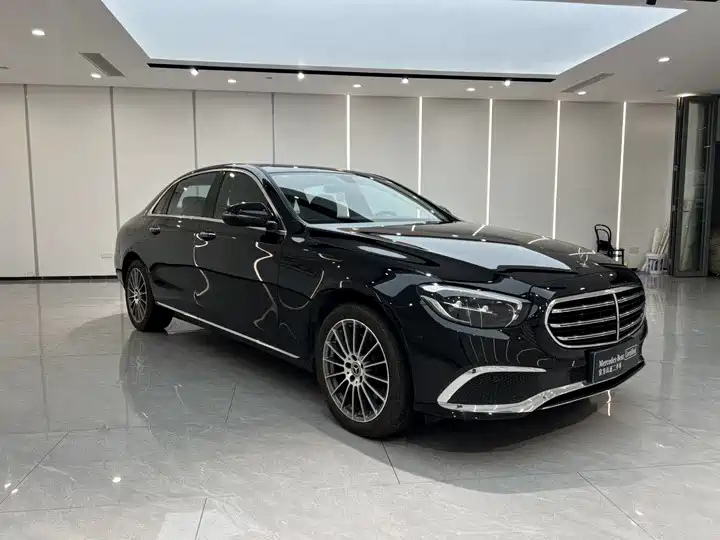 E CLASS
