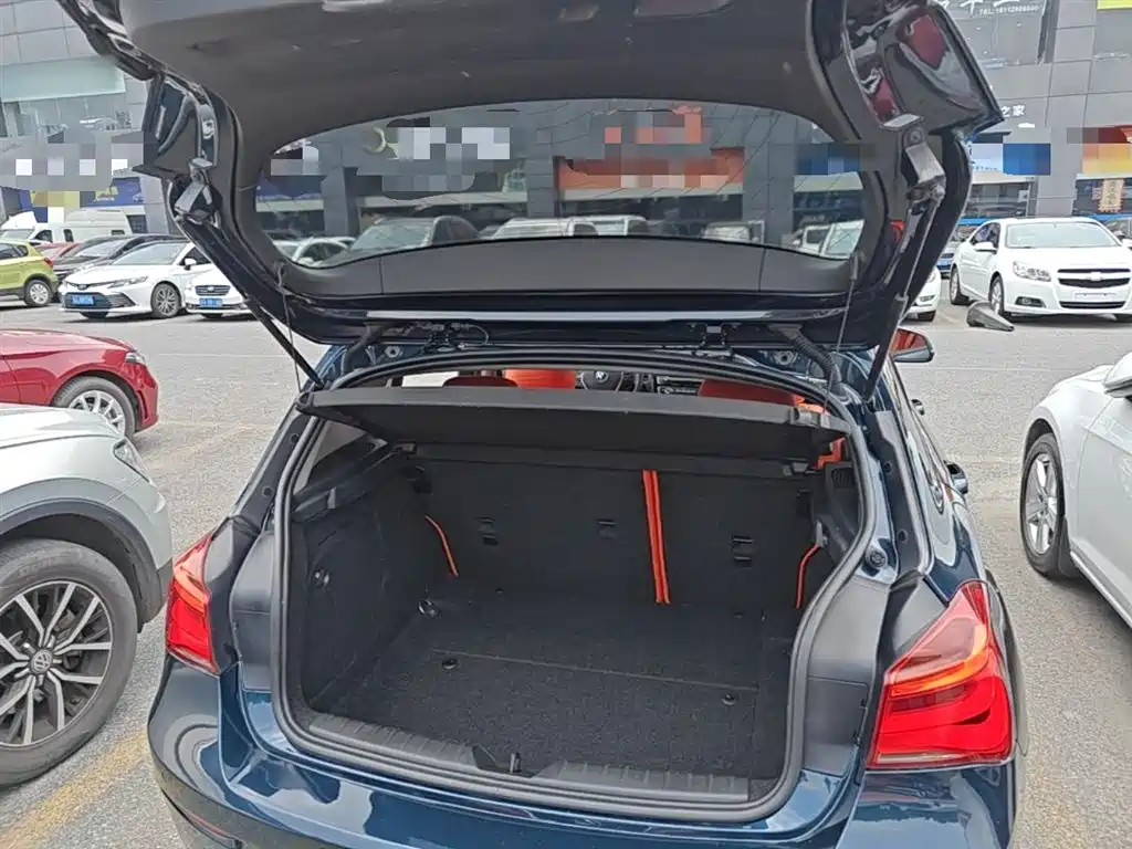 BMW 1 Series (Import) 2016 118i Leading фото 19