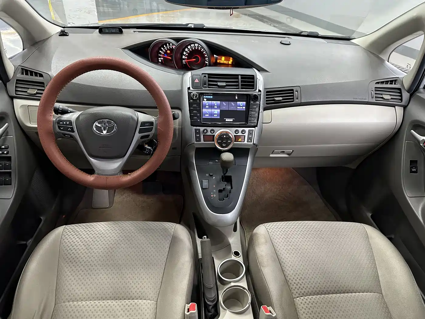 Toyota E'Z 2012 180G CVT Comfort Multi-function Edition фото 6