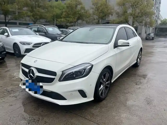 MERCEDES-BENZ A CLASS