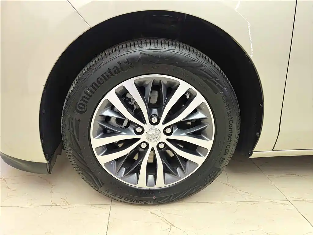 Buick GL8 2018 ES 28T Luxury Type China VI фото 8