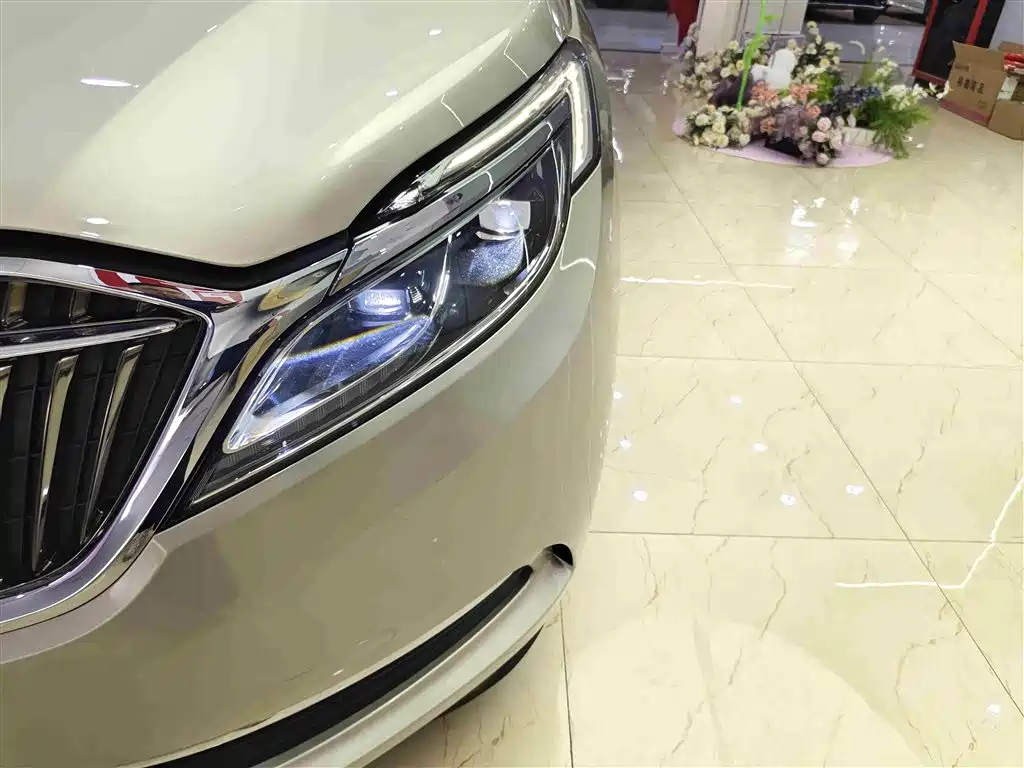 Buick GL8 2018 ES 28T Luxury Type China VI фото 9