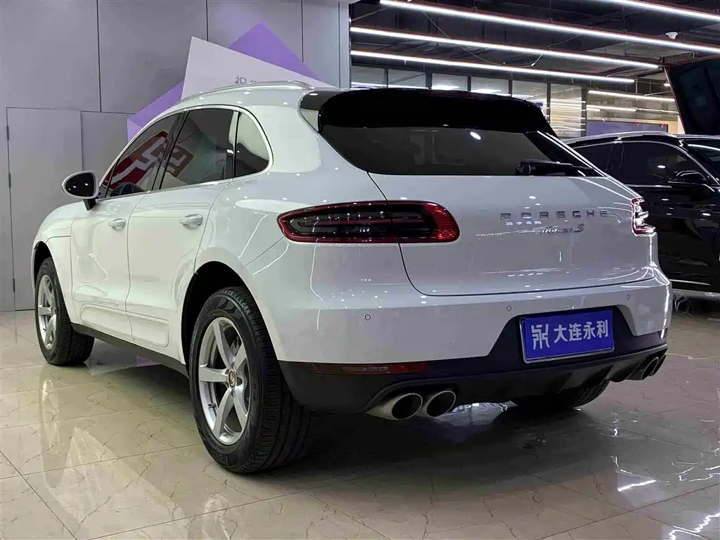 Porsche Macan 2016 Macan S 3.0T фото 18