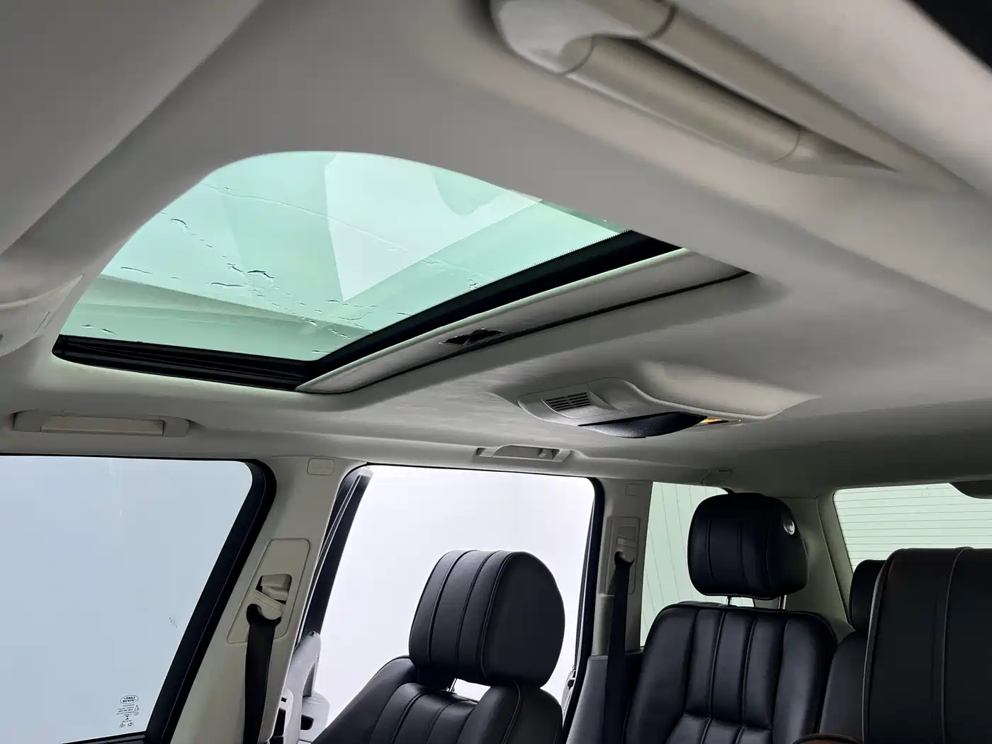 Land Rover Range Rover 2012 5.0 NA V8 фото 18